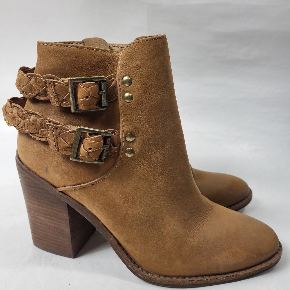 Steve Madden Bootie Size 7.5 Brown Tender Braided Strap Ankle Boot Women’s